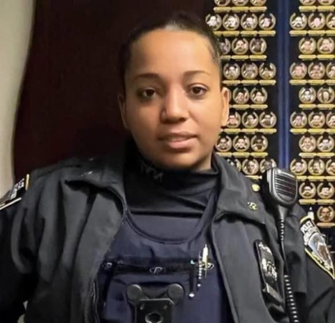 Policía dominicana en Estados Unidos fue asesinada de varias puñaladas por su exesposo