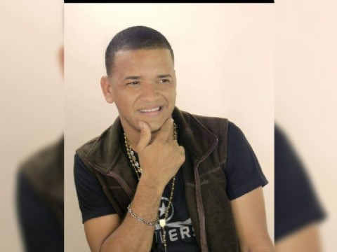 VIDEO | Erik Villalona, "El Pupilo de la Bachata", anuncia el lanzamiento de "Las Morenas"