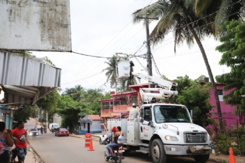 Edeeste finaliza exitosamente la ampliación del alumbrado público en La Cuaba