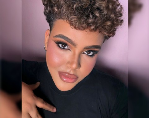 Premios La Flor: Robert Martínez se consagró como "Maquillista del Año"