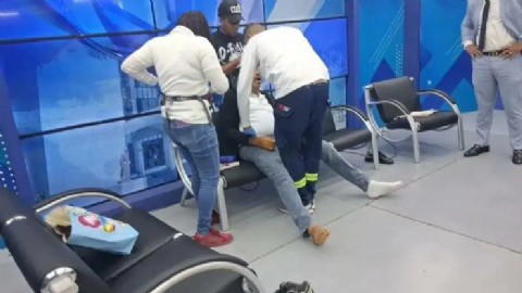 VIDEO | Muere dirigente sindical tras sufrir un infarto durante un programa de televisión en vivo