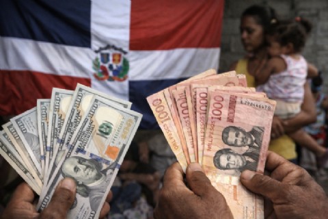La economía dominicana sigue dependiendo del dinero que llega del exterior