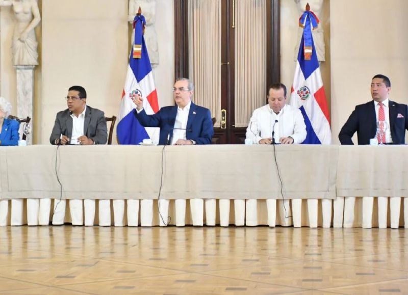 Junta Central Electoral dispone investigar uso de recursos del Estado en campaña