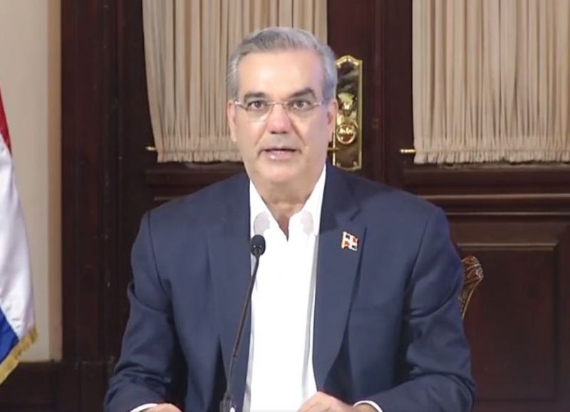 Sigue la polémica por la ley DNI: Abinader cuestionó la "hipocresía" de la oposición