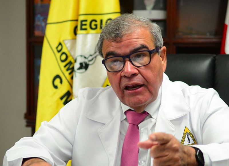 Senén Caba le reclamó a Abinader no hacerse el "chivo loco" y resolver conflicto con ARS