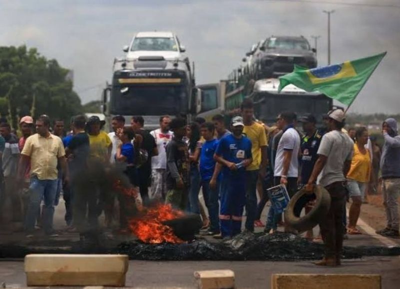 Brasil: los camioneros y agricultores se unieron para protestar por la elección de Lula