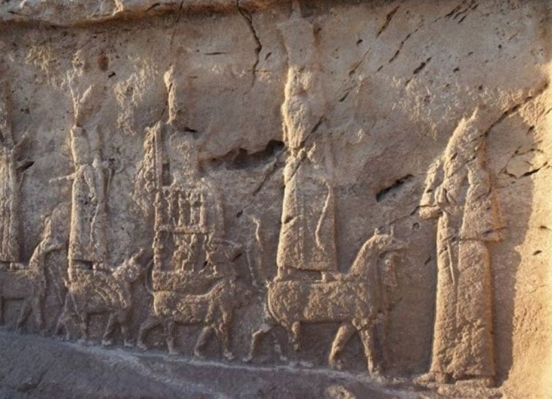 Descubrieron en Irak grabados asirios del siglo VIII A.C