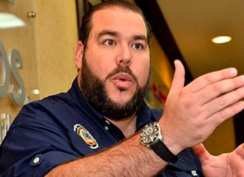 Gómez Casanova sugiere una reunión entre Abinader y ex presidentes