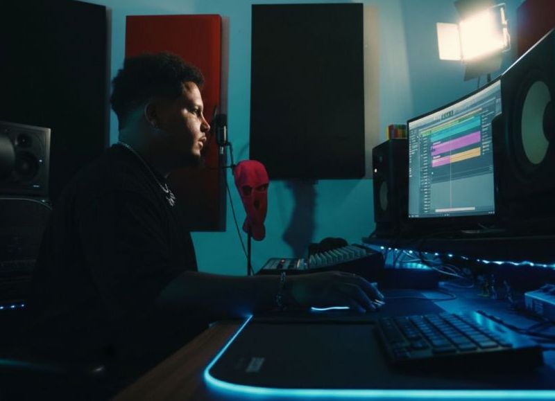 Yeremy Brown acelera su legado como uno de los productores más solicitados del país