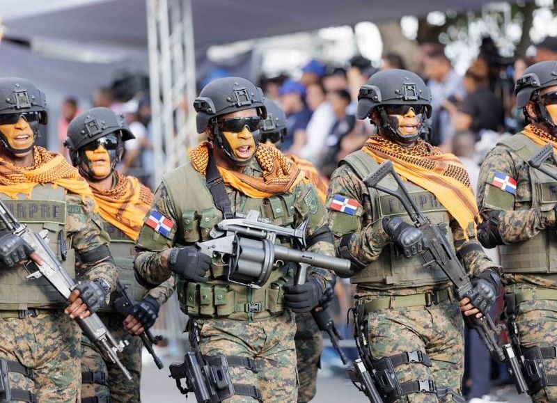 VIDEO | Redada sorpresa: detienen a más de medio centenar de haitianos en Dajabón y Montecristi