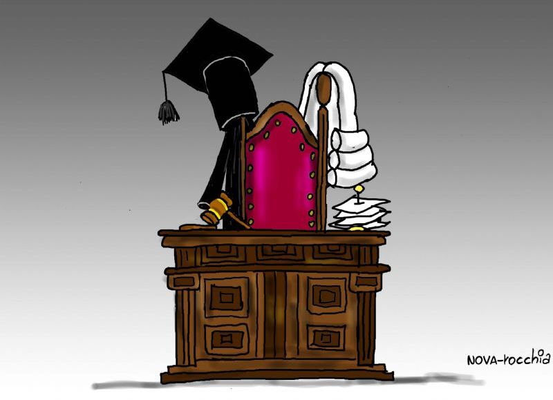 Crecen las críticas internas al Gobierno: denuncias por injerencia política y un sistema judicial que no se saneó