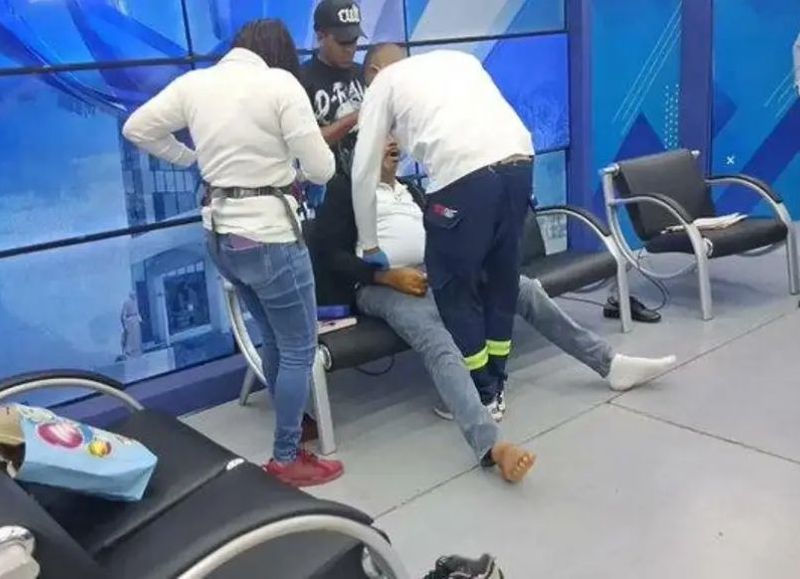 VIDEO | Muere dirigente sindical tras sufrir un infarto durante un programa de televisión en vivo