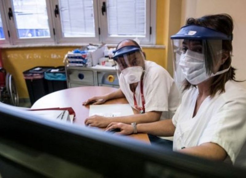 Parte epidemiológico: reportaron dos nuevos fallecidos y 879 contagios de coronavirus