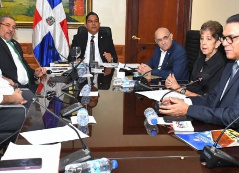 Senado busca reformar Ley de Salud Mental ante crisis de atención