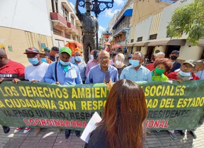 Anuncian un calendario de protestas contra las medidas "antipopulares"