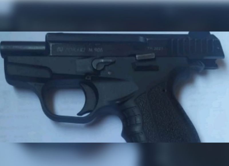 Detienen a hombre en Moca por portar ilegalmente un arma de fuego